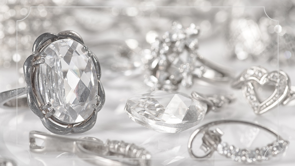 Rekomendasi Oleh-Oleh Khas Bali yang Tidak Boleh Dilewatkan 13 Perhiasan Perak