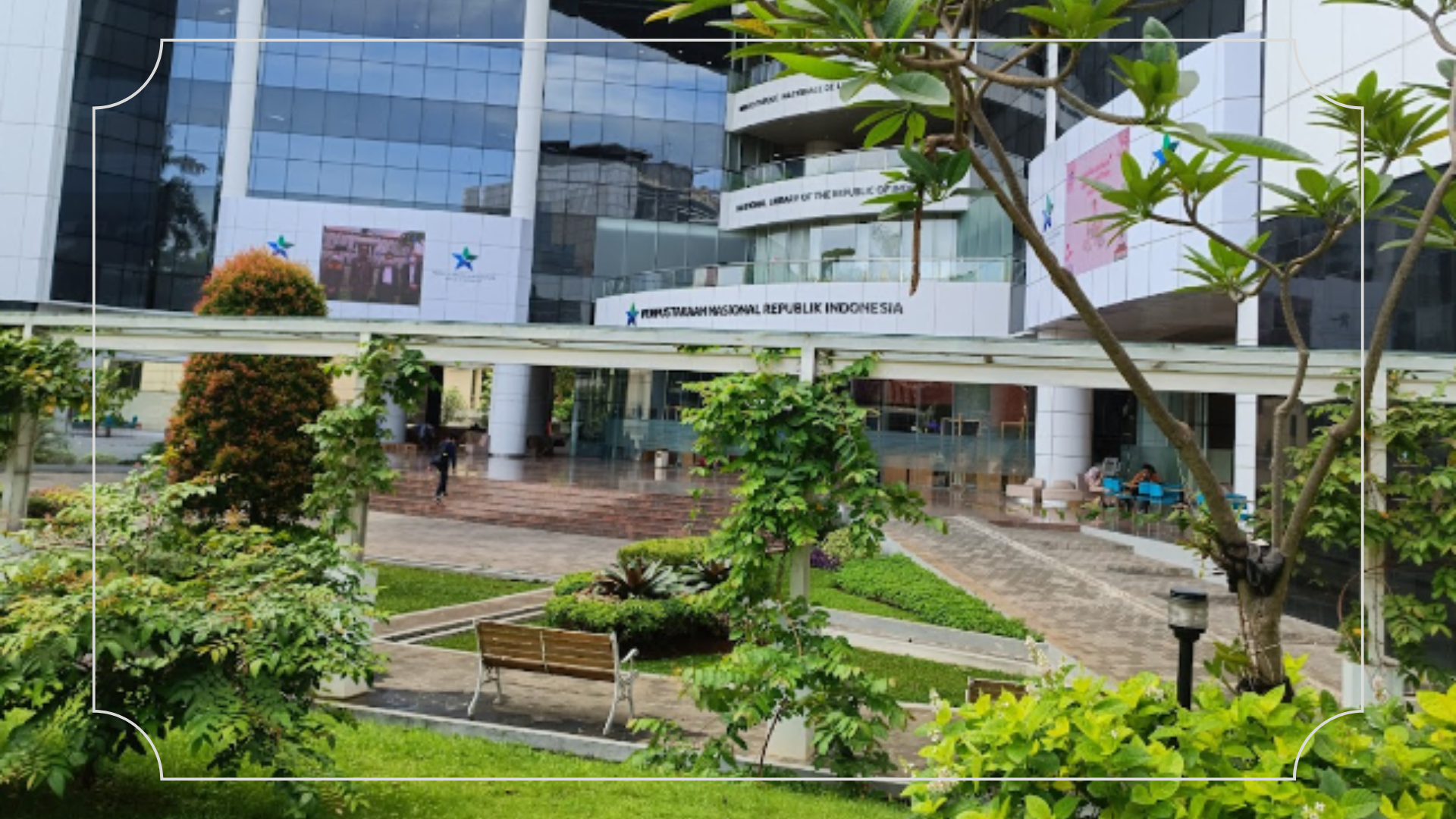 Tempat Rekreasi di Jakarta Perpustakaan Nasional Republik Indonesia