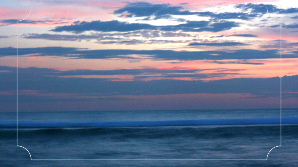 Pesona Pantai Sundak