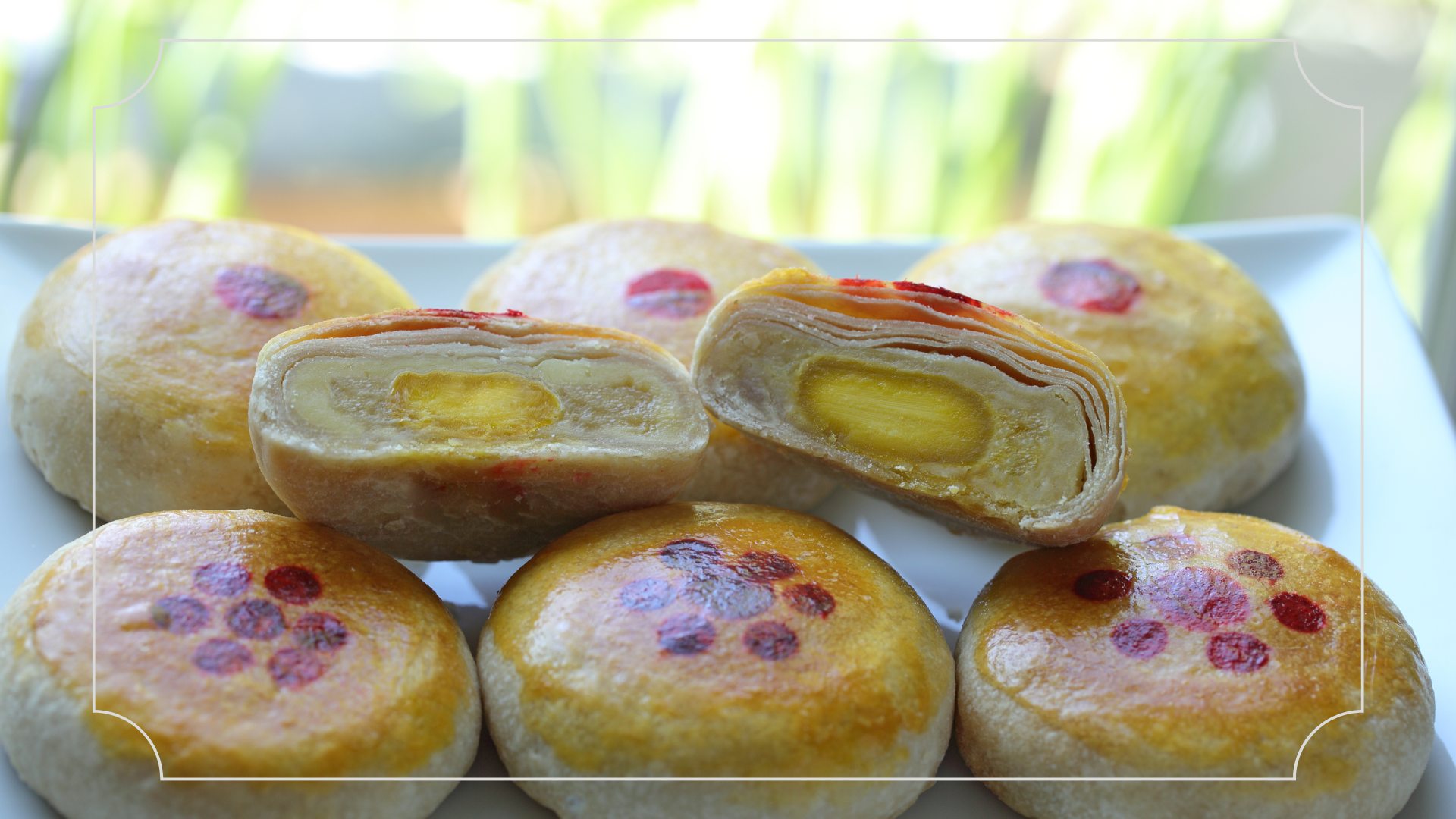 23 Oleh-Oleh Khas Bandung yang Terkenal dan Murah 21 Pia Bandung