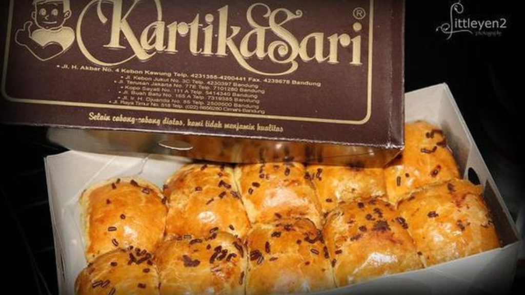 Pisang Bollen Kartika Sari Bandung