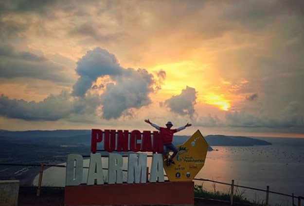 Puncak Darma
