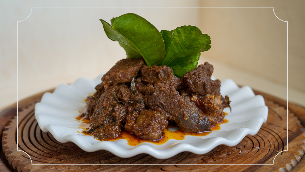Oleh-Oleh Khas Sumatera Barat yang Menggugah Selera 8 Rendang Runtiah Oleh-Oleh Khas Sumatera Barat