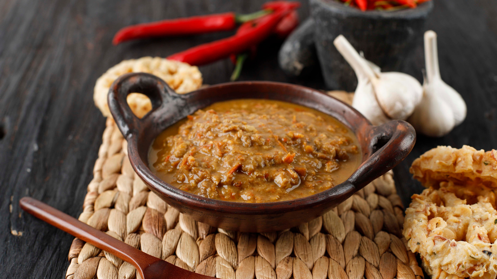 12 Oleh-Oleh Khas Kediri: Temukan Kelezatan dan Keunikan yang Memikat! 9 Sambal Tumpang