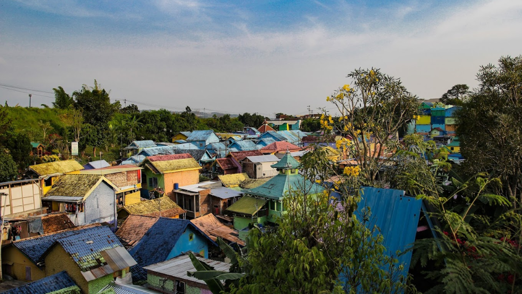 Sejarah Kampung Warna Warni Malang