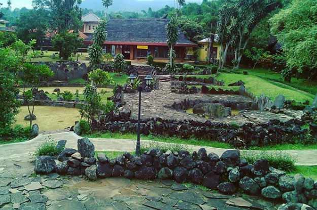 wisata Kuningan