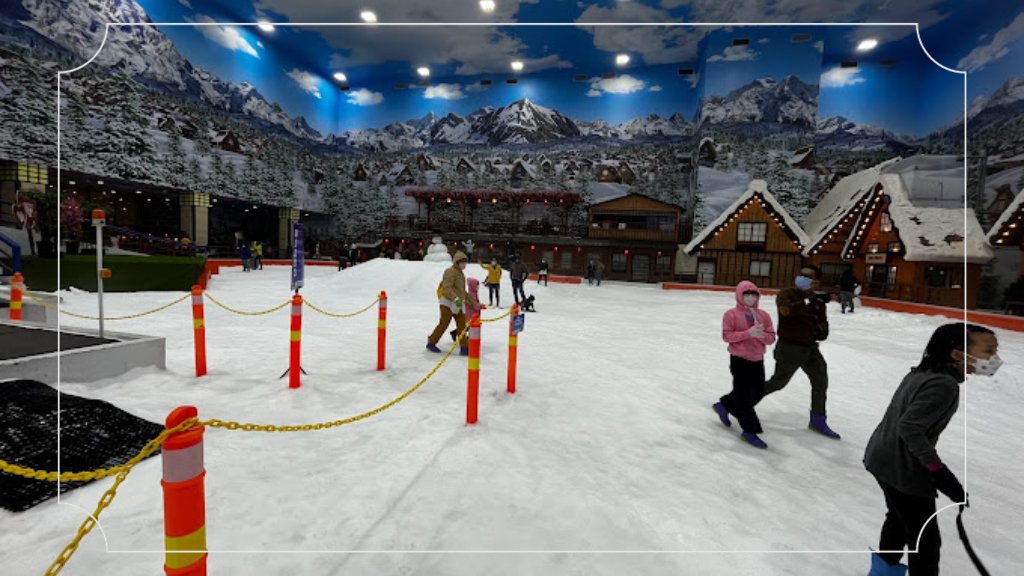Trans Snow World Bintaro: Jam Buka, Harga Tiket Masuk & Daya Tarik 7 Snow Area