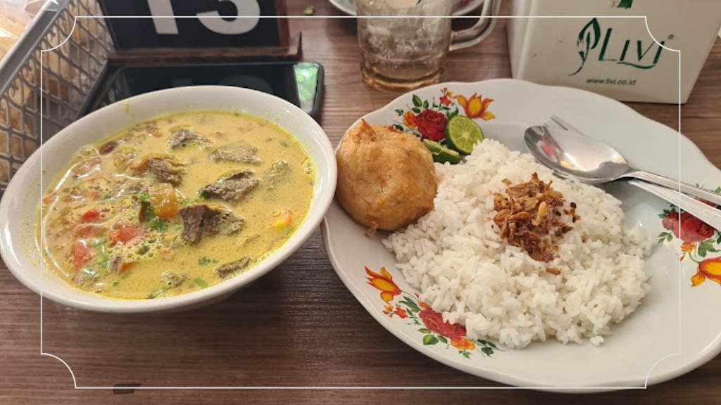 Soto kuning Bogor Sawojajar