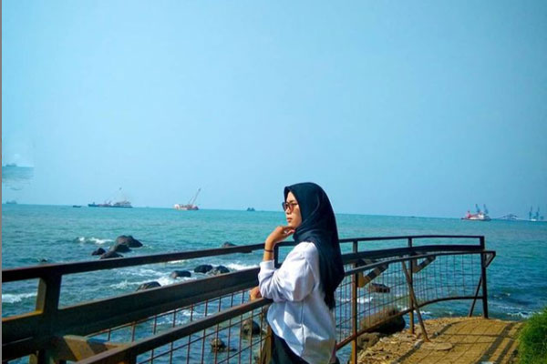 Spot Wisata Pantai Ujung Negoro