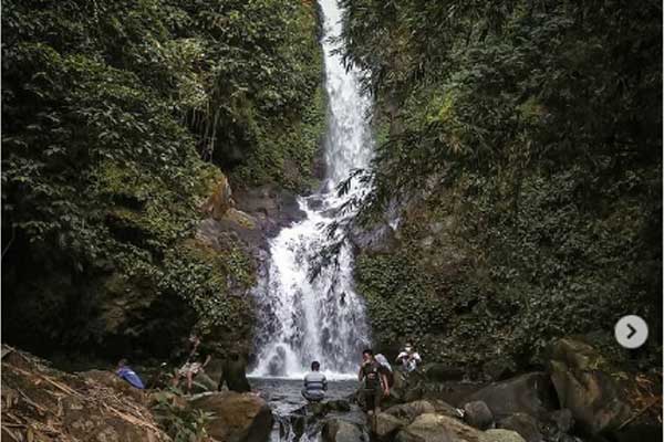 Spot Wisata Air Terjun Sekar Langit