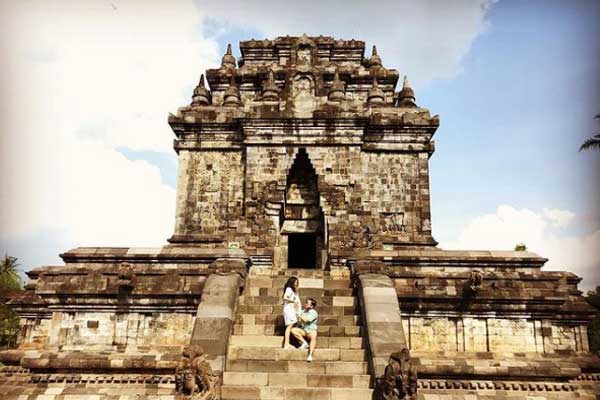 Candi Mendut Magelang 5 Spot Wisata di Candi Mendut