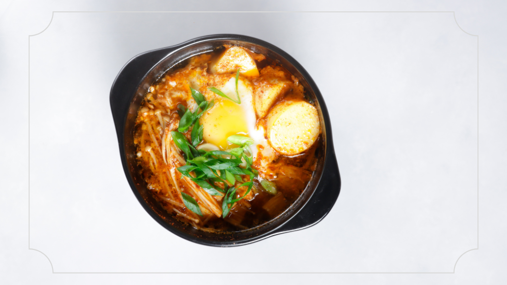 25 Makanan Khas Korea yang Populer di Indonesia 21 Sundubu Jjigae