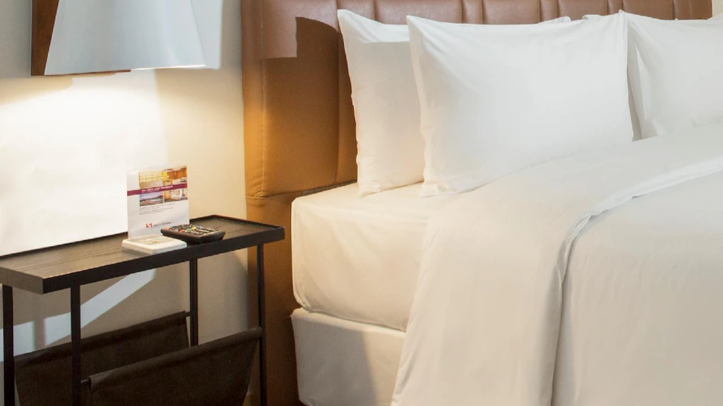 Pantai Pasir Panjang Singkawang Kalimantan Barat - HTM, Fasilitas & 5 Aktivitas Menarik 8 Swiss-Belinn Singkawang