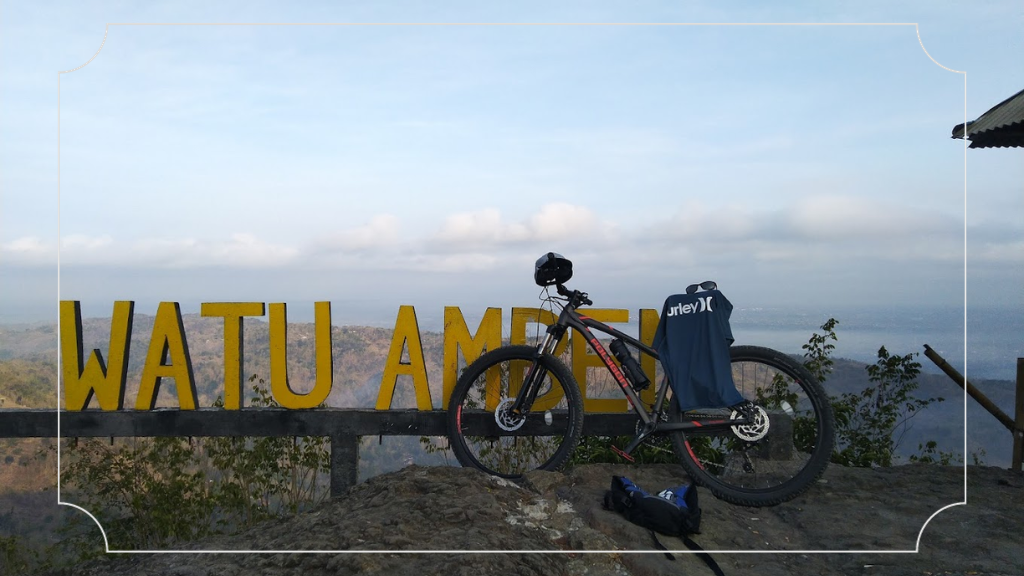 7 Tempat Wisata Negeri di Atas Awan Jogja yang Terindah 7 Taman Batu Watu Amben