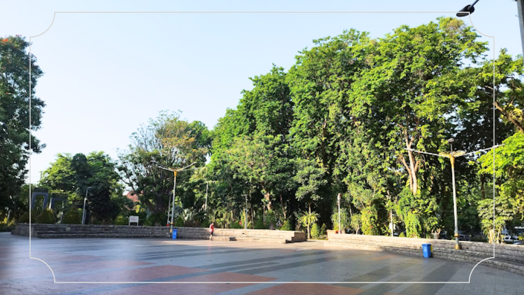 12 Wisata Alam di Surabaya untuk Pengalaman Luar Biasa! 4 Taman Bungkul