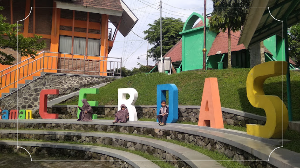 Taman Cerdas Kelurahan Jebres