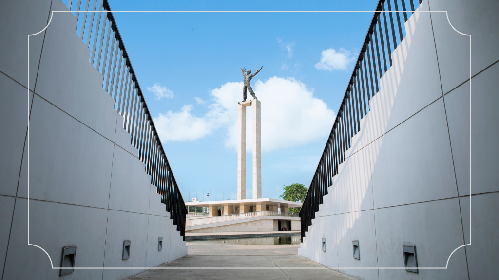 12 Tempat Indah di Jakarta: Menikmati Pesona Ibu Kota Indonesia 11 Taman Lapangan Banteng