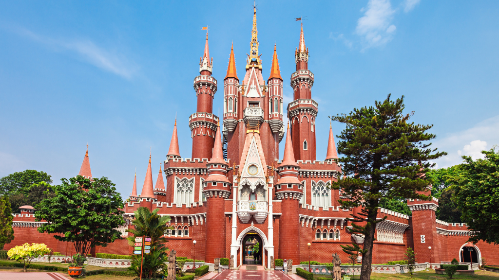 Taman Mini Indonesia Indah (TMII)