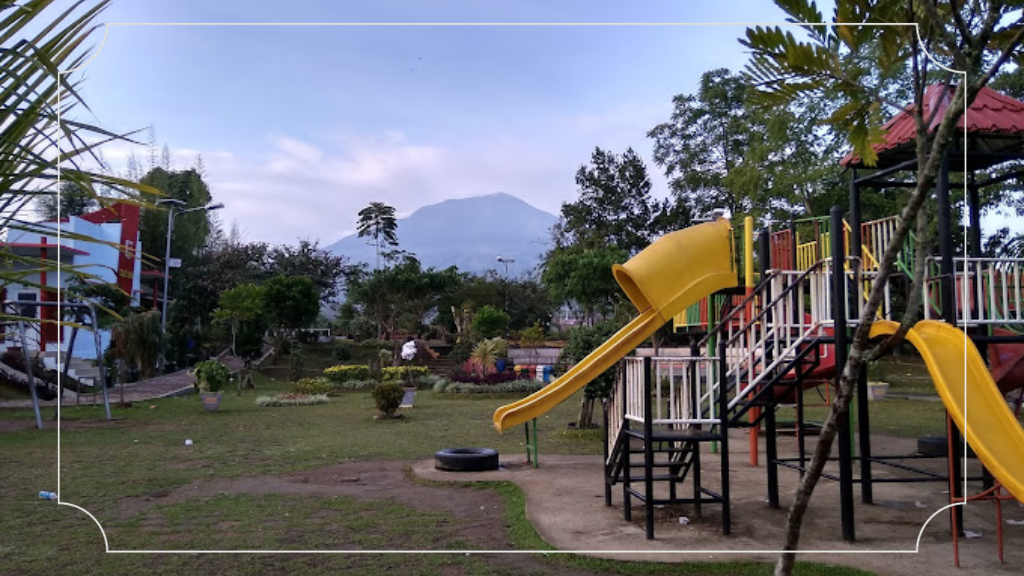 Taman Ngarai Maaram Bukittinggi