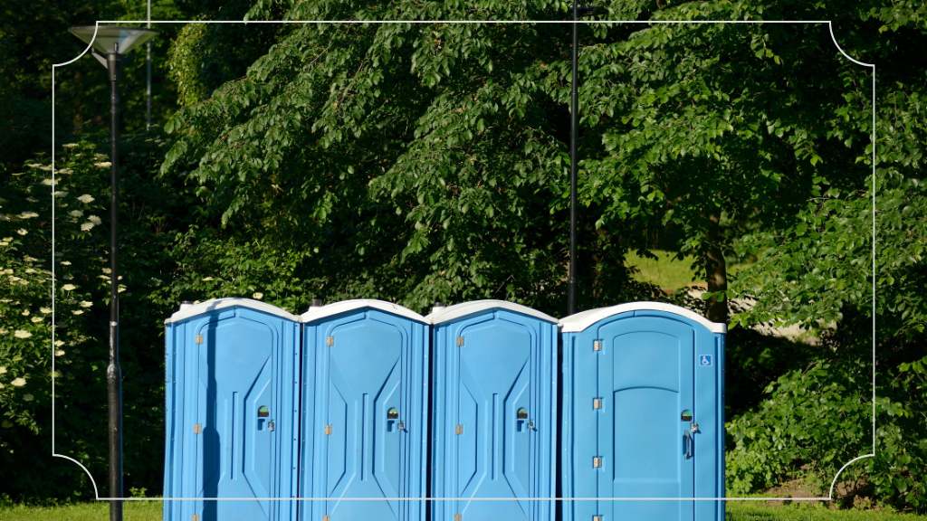 Pantai Bandengan Jepara: Tempat Wisata Keluarga yang Menyenangkan 8 Tempat Bilas dan Toilet