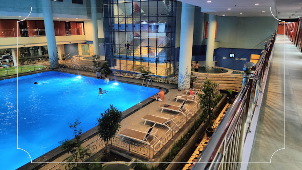 Kolam Renang Pacific Palace Hotel