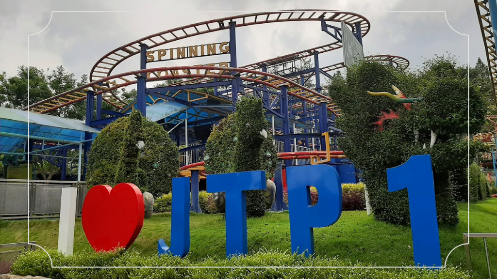 Tentang Jawa Timur Park 1