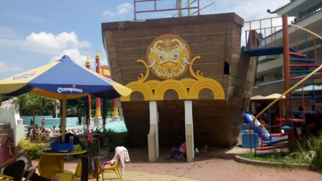 Tentang Palm Bay Water Park