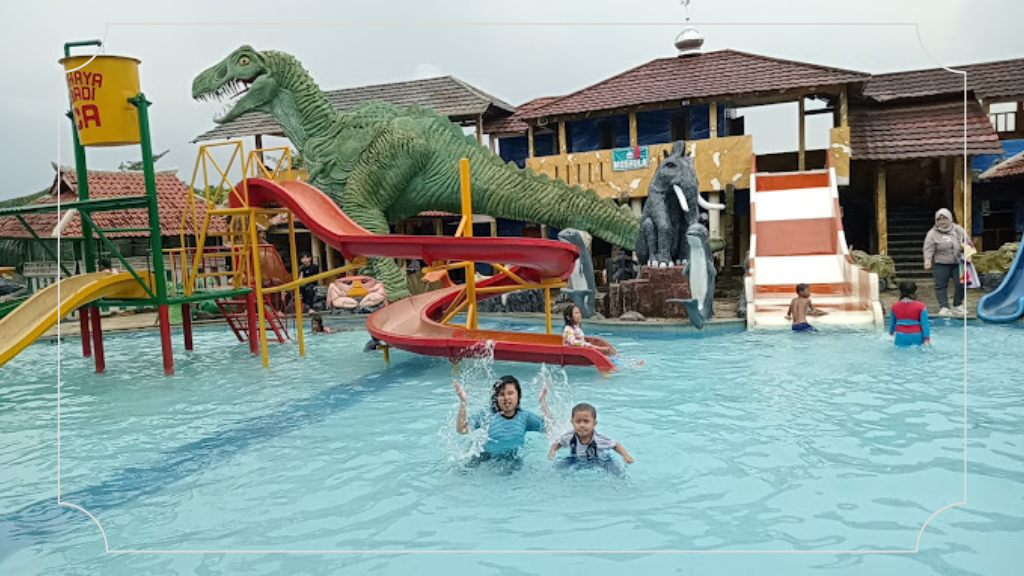 Tentang Waterboom Cahaya Abadi