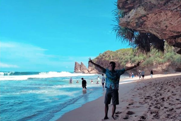 Tips Berkunjung Pantai Sigandu