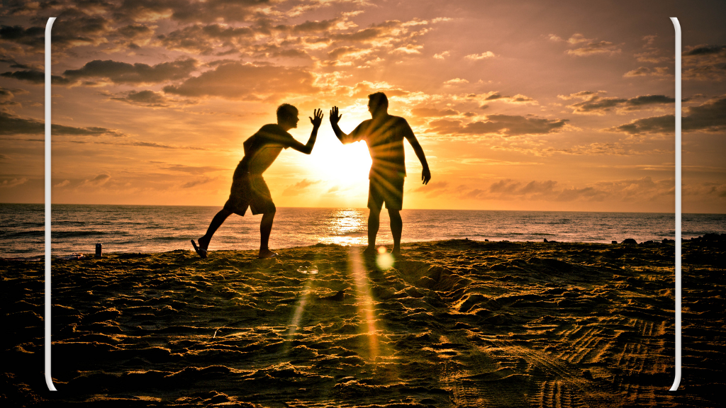 Tips Mengunjungi Pantai Karang Gantungan