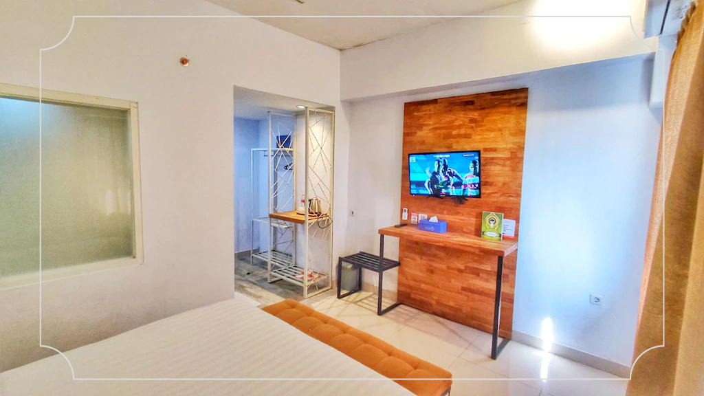 Votel Hotel Charis Tuban