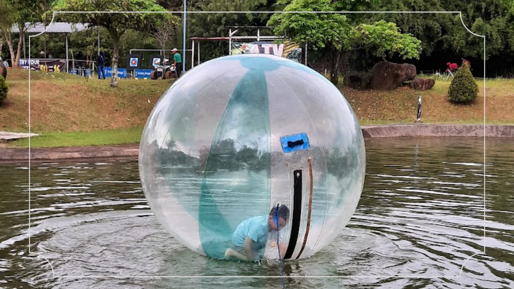 Ecoart Park Sentul City - Tempat Wisata Ramah Lingkungan yang Harus Dikunjungi 10 Wahana Permainan