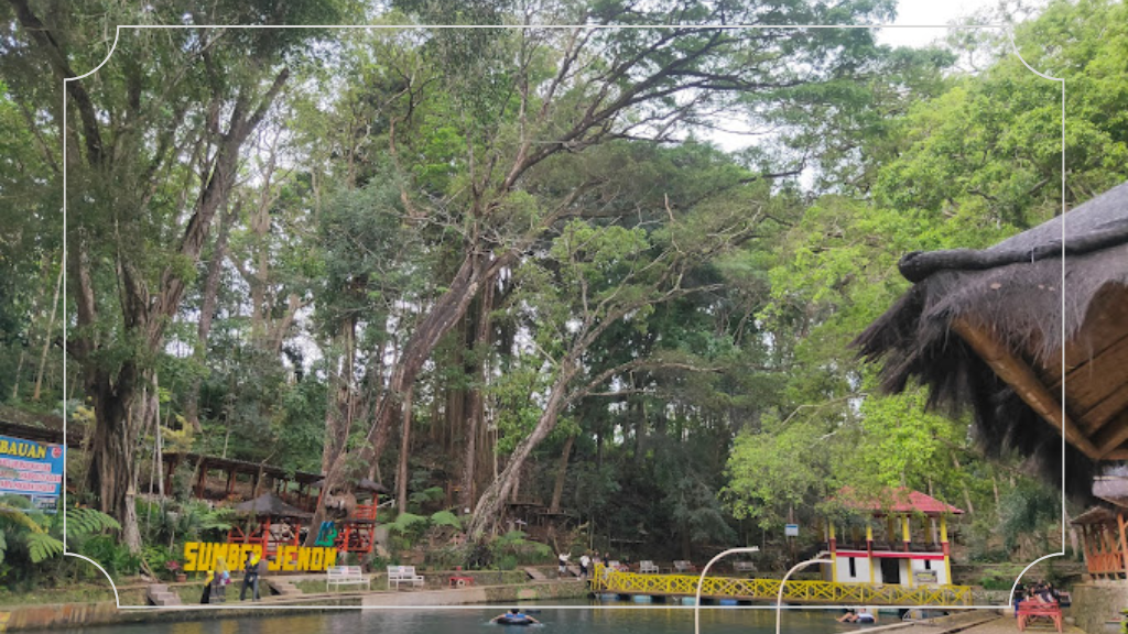 17 Tempat Bagus di Malang yang Tidak Boleh Dilewatkan 16 Wisata Alam Sumber Jenon