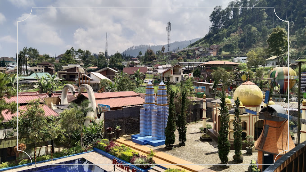 Rekomendasi Tempat Wisata di Tawangmangu yang Cocok untuk Semua Usia 8 Wisata Bukit Sekipan Tawangmangu