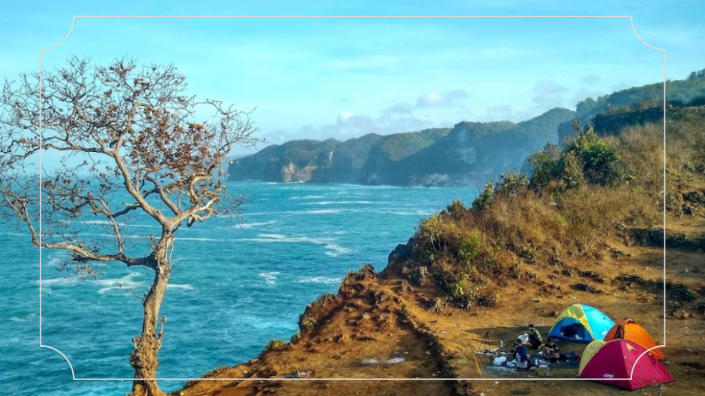 13 Tempat Piknik Gunung Kidul yang Terbaik untuk Liburan Kamu 11 Wisata Tanjung Kesirat
