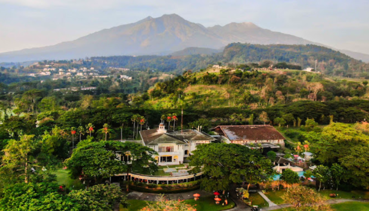 Wisata di Taman Dayu