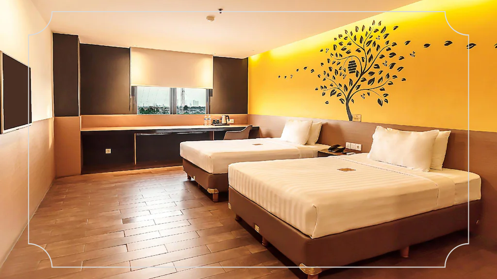 Yellow Bee Hotel - Tangerang, Banten