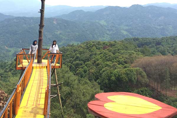 aktivitas yang bisa dilakukan panorama pabangbon