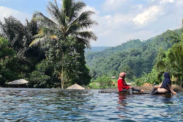 aktivitas yang bisa dilakukan taman batu purwakarta
