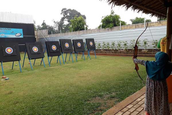 aktivitas yang bisa dilakukan taman herbal insani