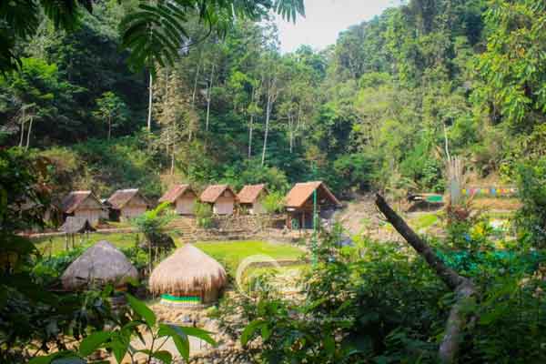 alamat dan rute lokasi karuhun