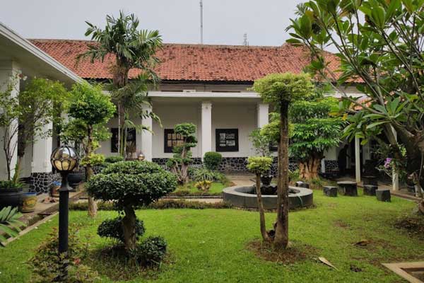 alamat dan rute lokasi museum batik pekalongan