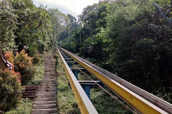 27 Tempat Wisata di Lubuk Linggau yang Populer 20 bukit ajaib