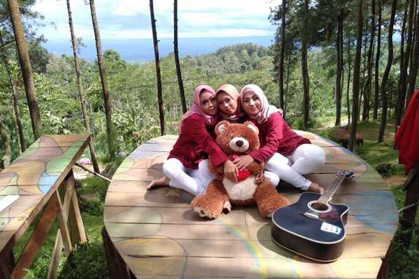 daya tarik jurang senggani