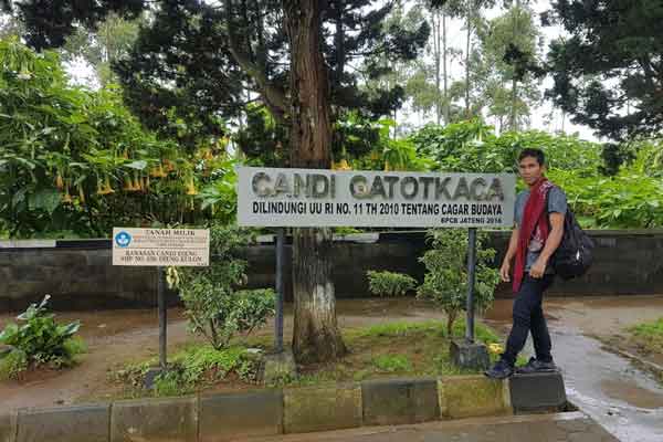 fasilitas candi gatotkaca