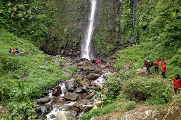 fasilitas curug semawur