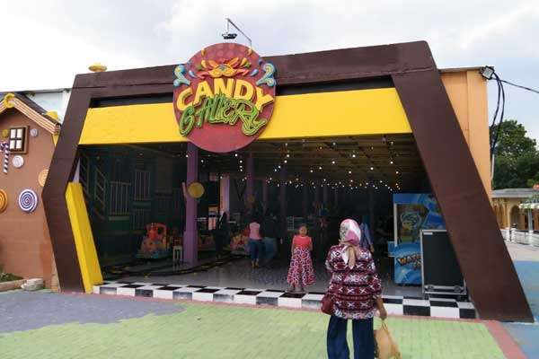 fasilitas dunia candy