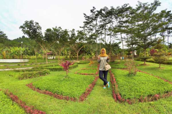 fasilitas geger menjangan