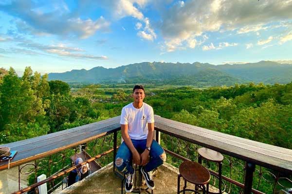 fasilitas gereja ayam