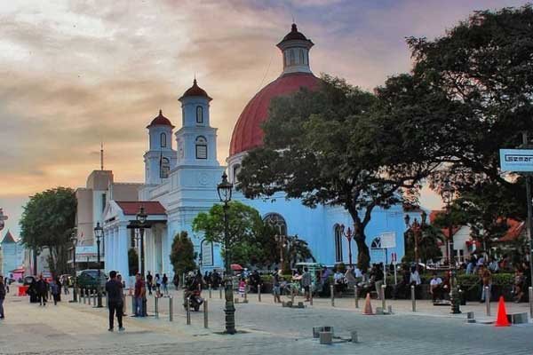 fasilitas kota lama semarang